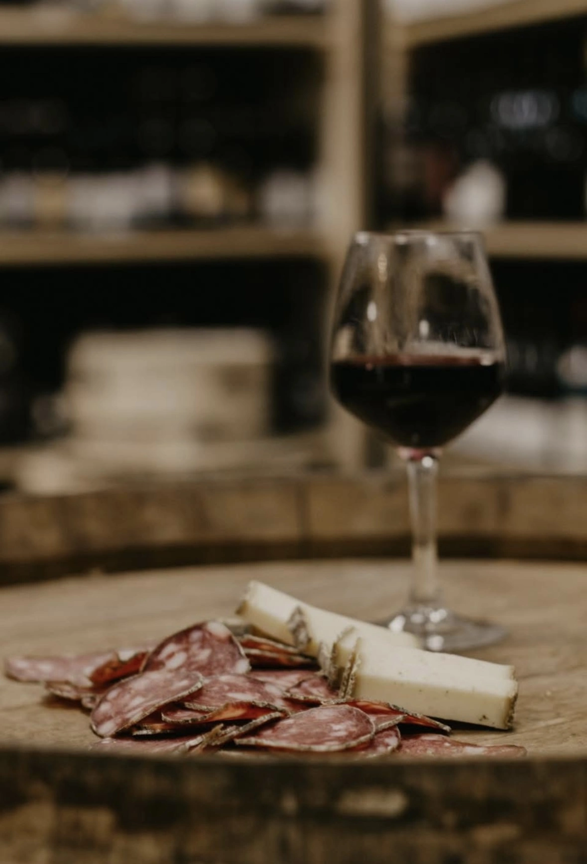 une image de saucisson découpé en tranche.